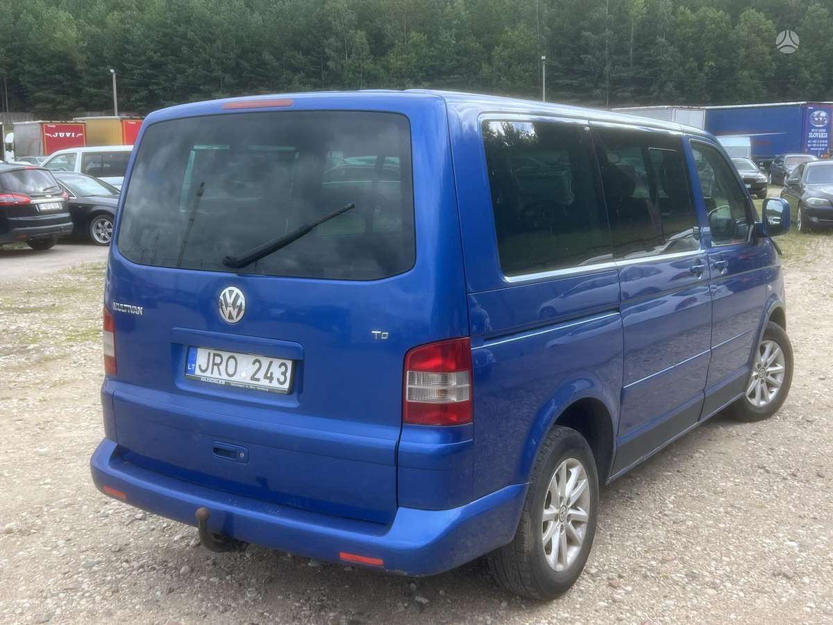 Volkswagen Multivan 2004 — photo 6