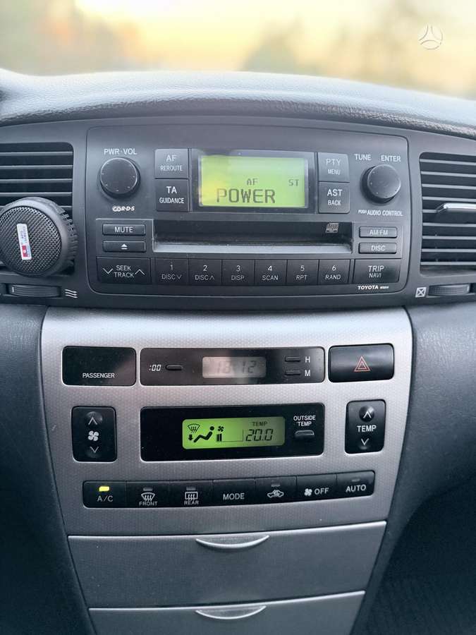 Toyota Corolla 2005 — photo 10