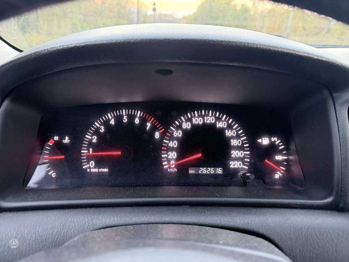 Toyota Corolla 2005 — photo 13