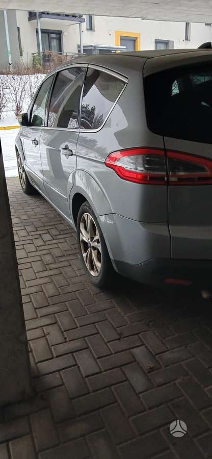 Ford S-MAX 2013 — photo 8