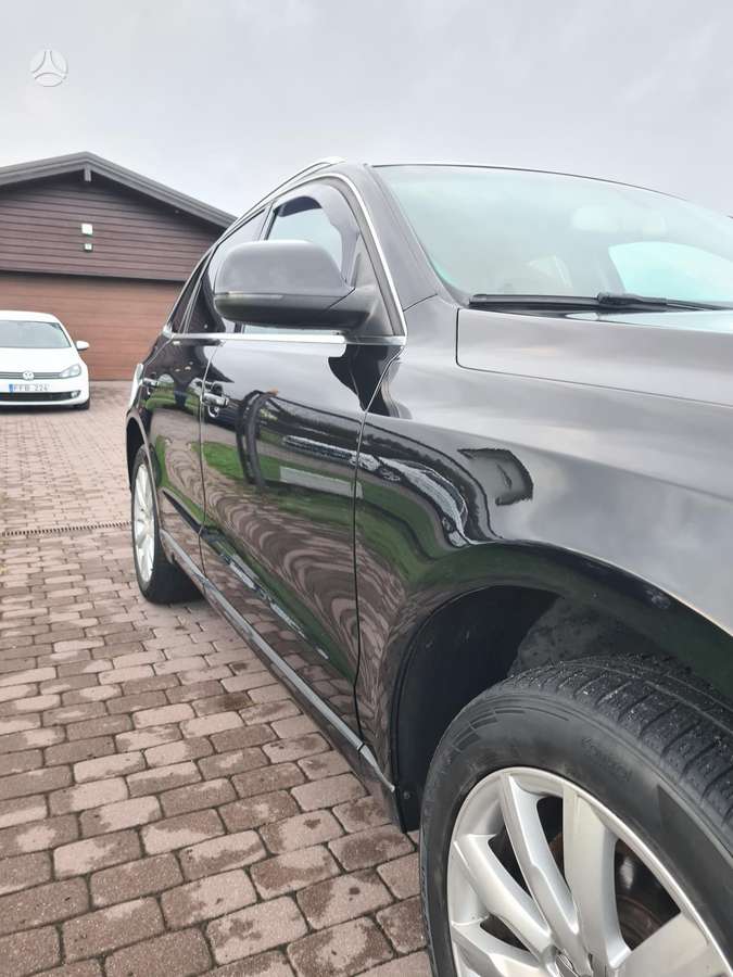 Audi Q5 2009 — photo 11