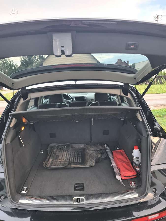 Audi Q5 2009 — photo 19