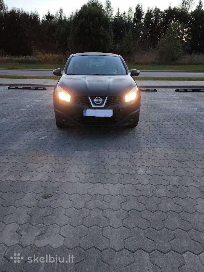 Nissan Qashqai 2011 — вигляд ззаду