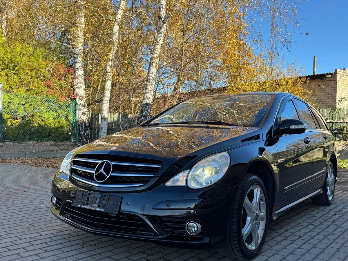 Mercedes-Benz R320 2009 — engine 3000 cm³, 224 HP (165kW)