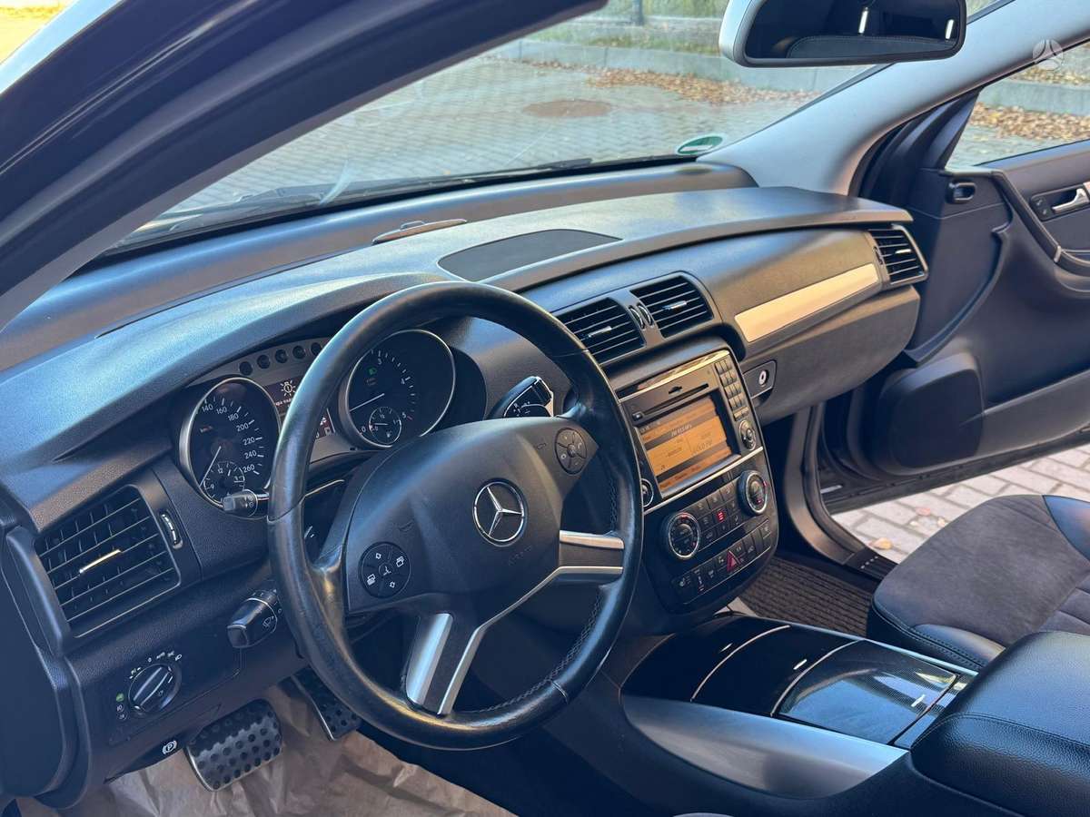Mercedes-Benz R320 2009 — photo 7
