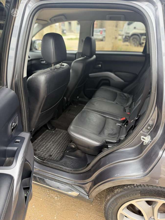 Citroen C-Crosser 2008 — photo 16
