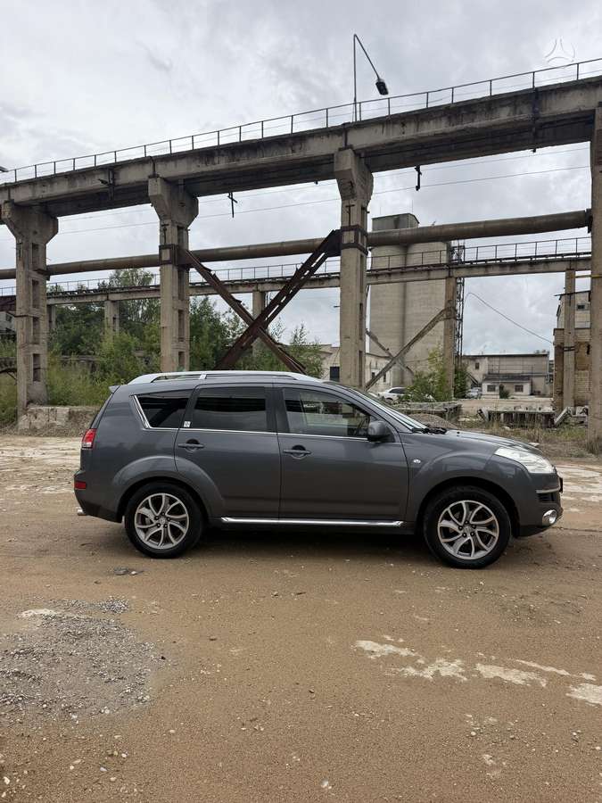 Citroen C-Crosser 2008 — engine 2179 cm³, 156 HP (115kW)