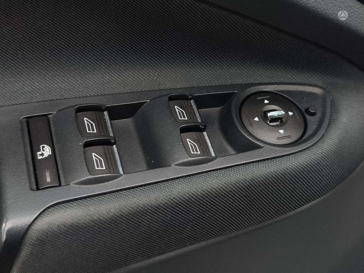 Ford Grand 2012 — photo 15