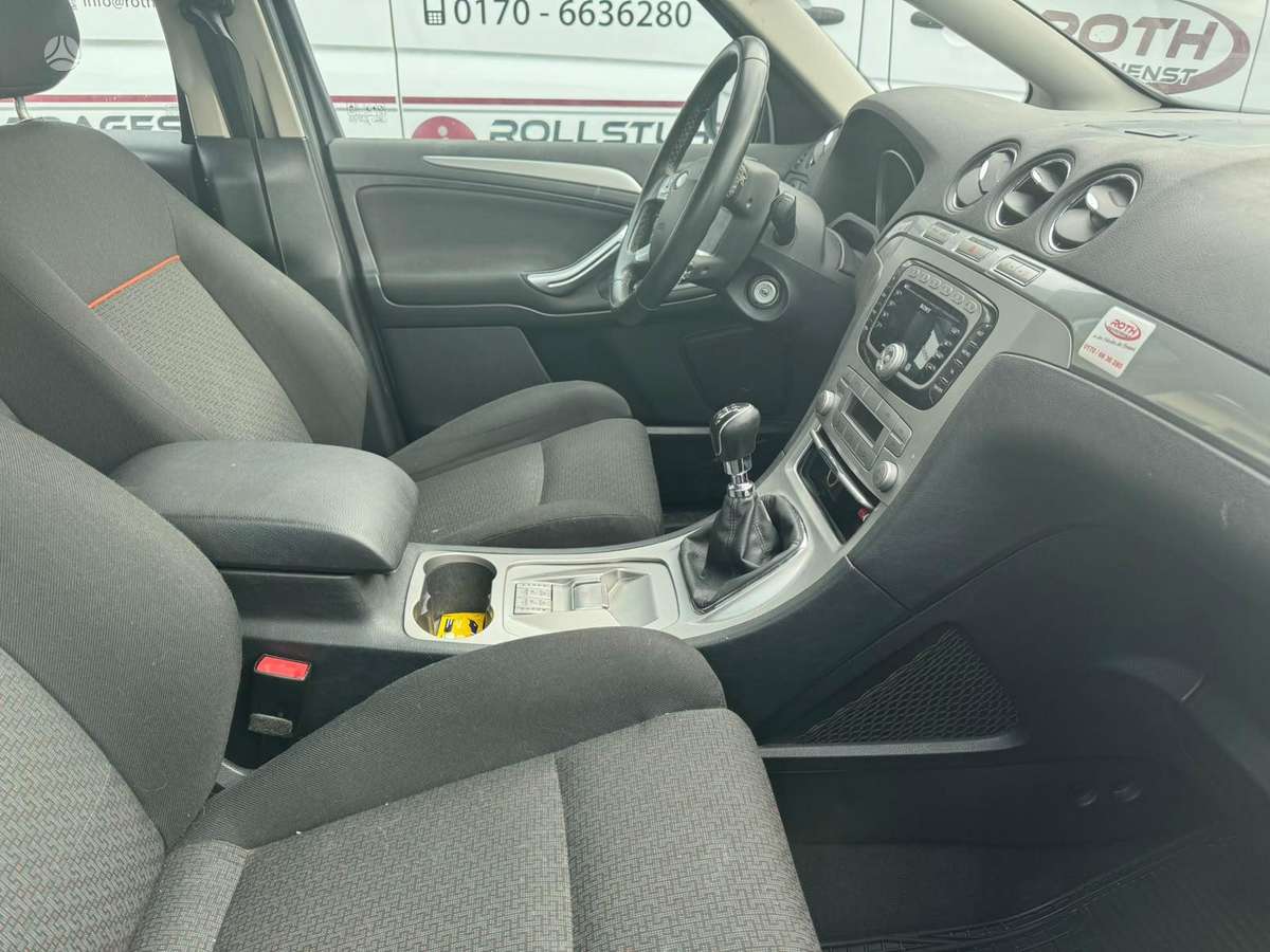 Ford S-MAX 2009 — photo 6