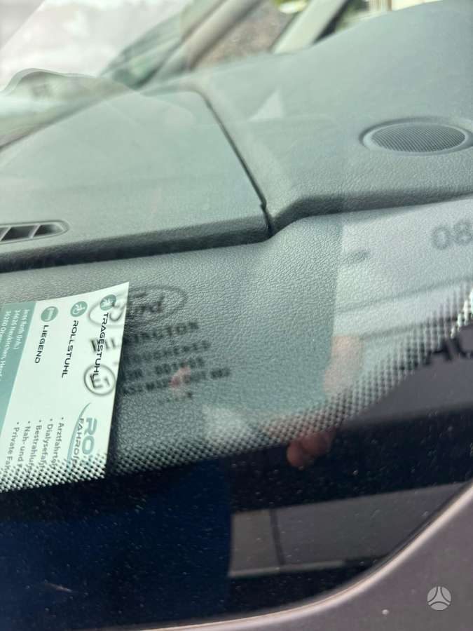 Ford S-MAX 2009 — photo 7