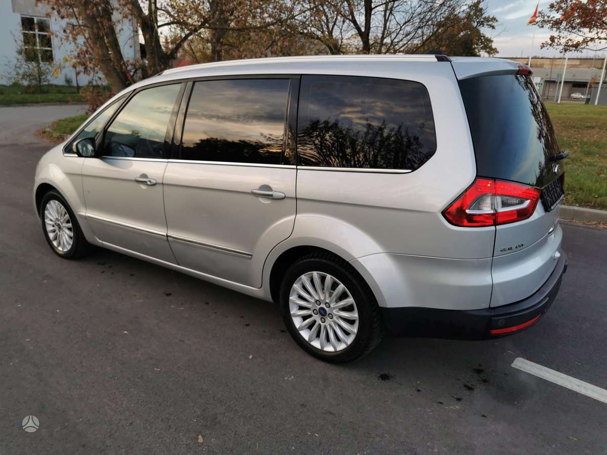 Ford Galaxy 2012 — фото 10