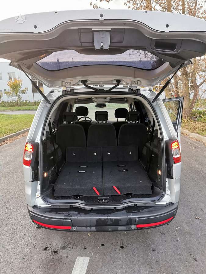 Ford Galaxy 2012 — фото 20