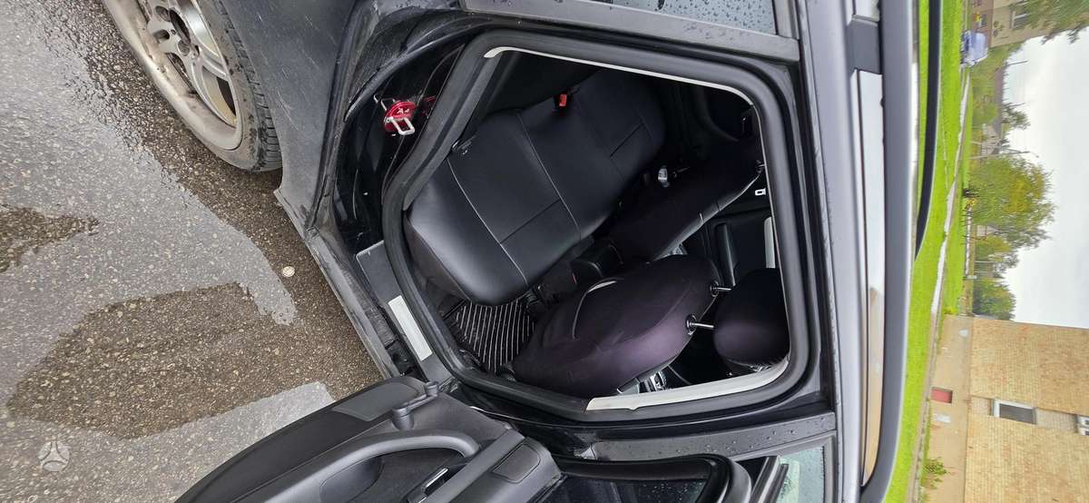Audi A4 2006 — photo 9