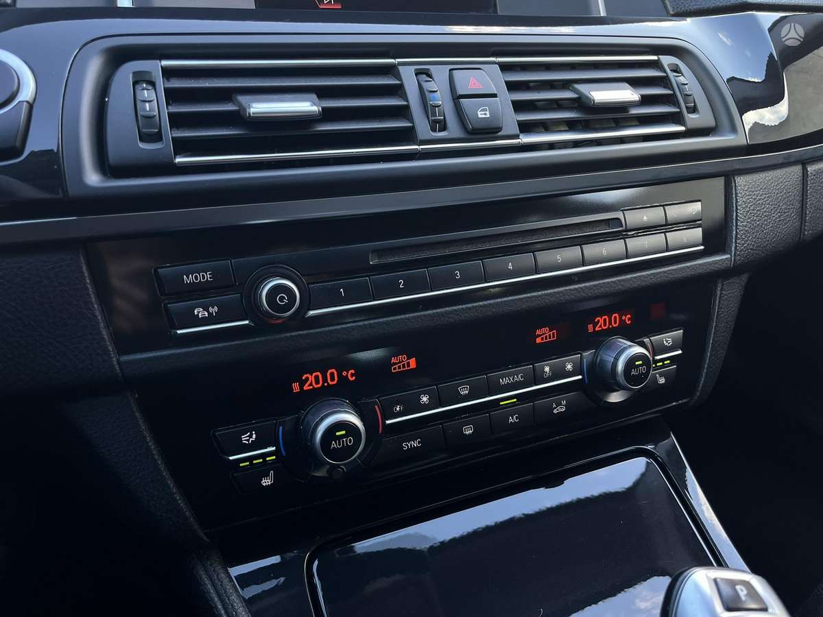 BMW 520 2015 — photo 10
