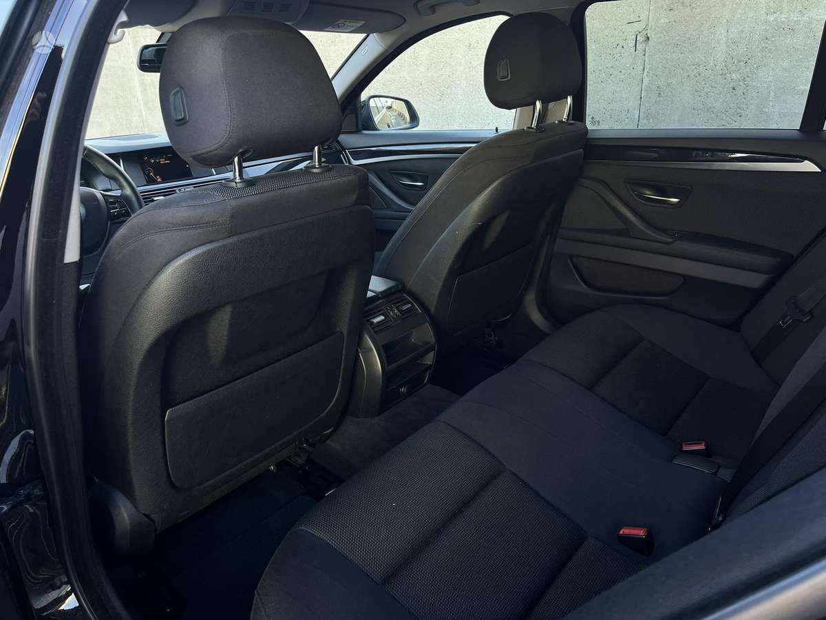 BMW 520 2015 — photo 15