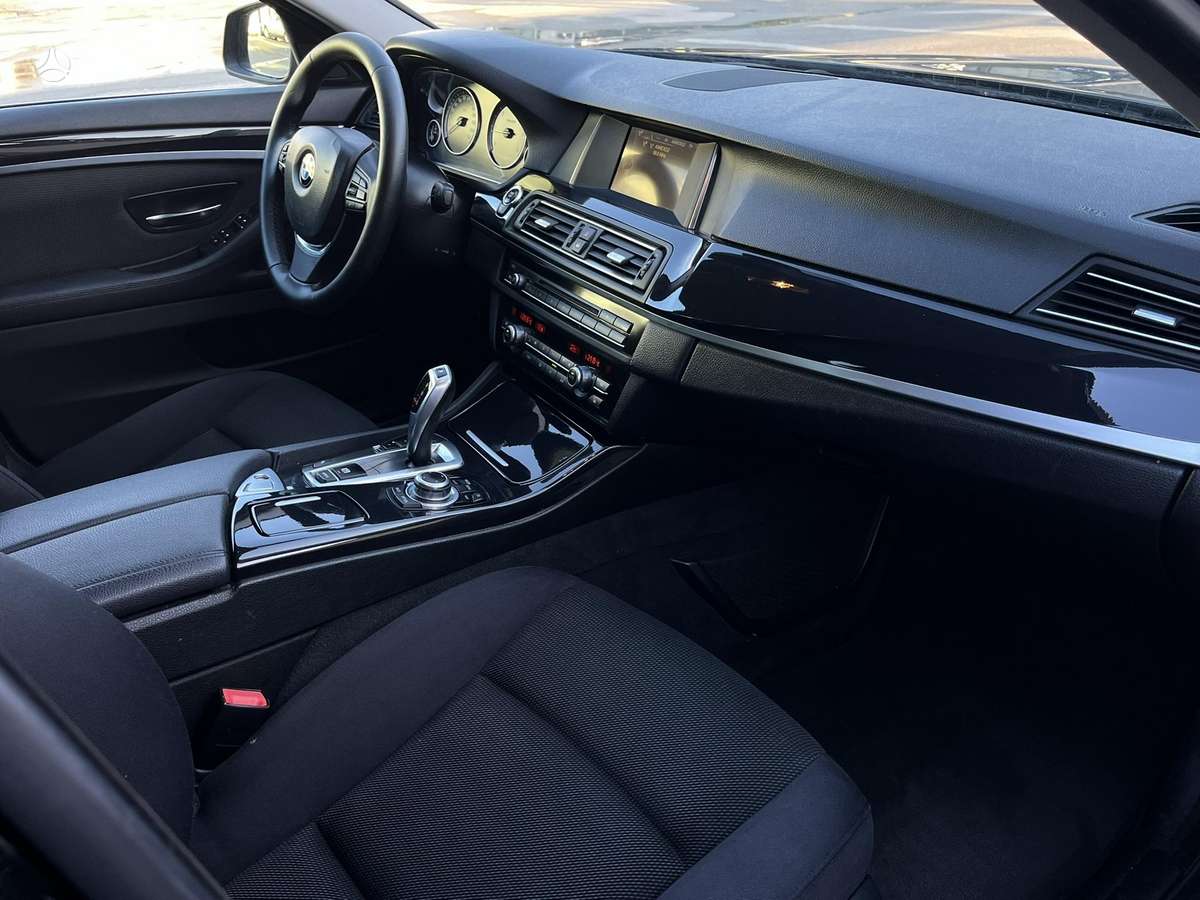 BMW 520 2015 — photo 6