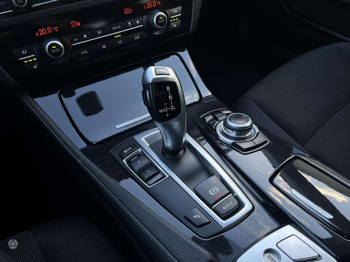 BMW 520 2015 — photo 9
