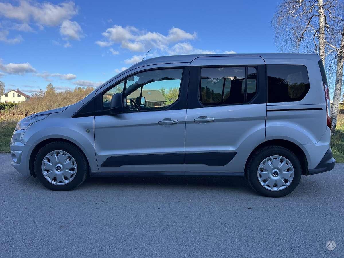 Ford Tourneo 2014 — interior