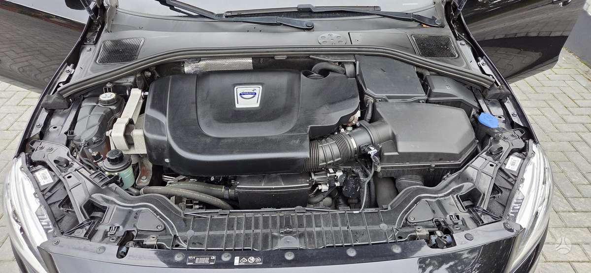 Volvo V60 2013 — photo 9