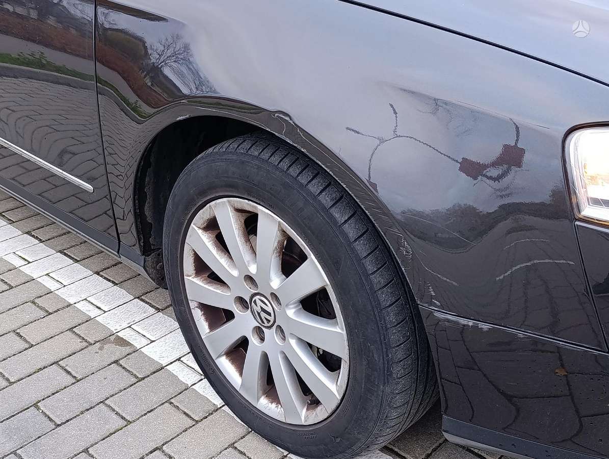 Volkswagen Passat 2009 — photo 16