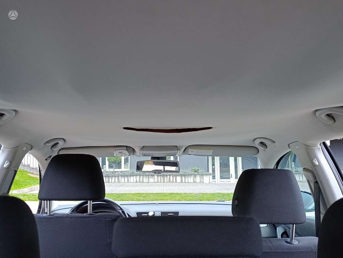 Volkswagen Passat 2009 — photo 26