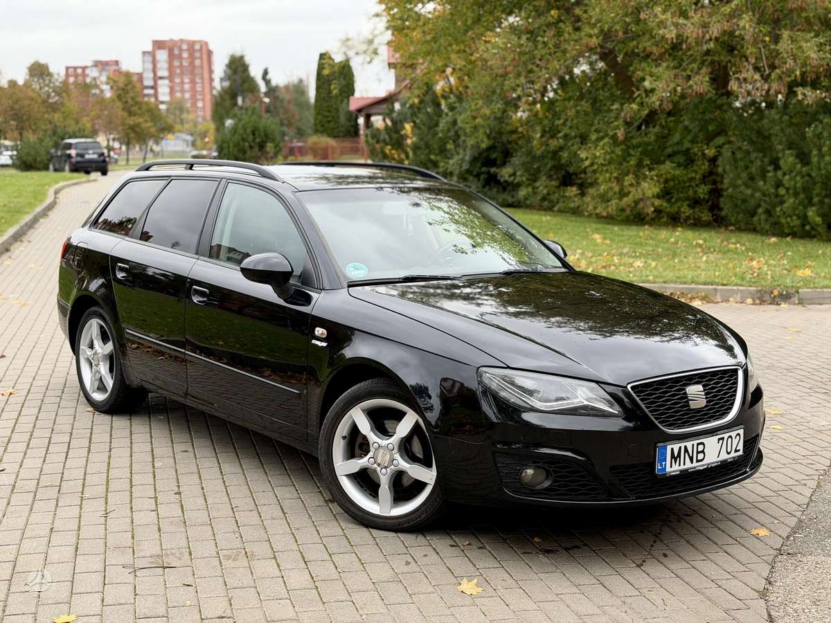 Seat Exeo 2013 — вигляд ззаду