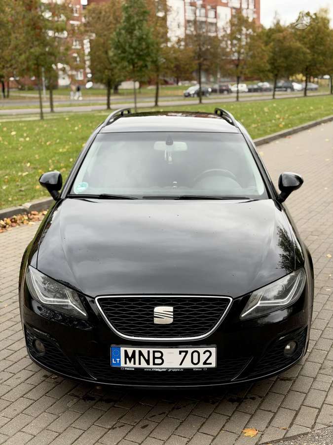 Seat Exeo 2013 — салон