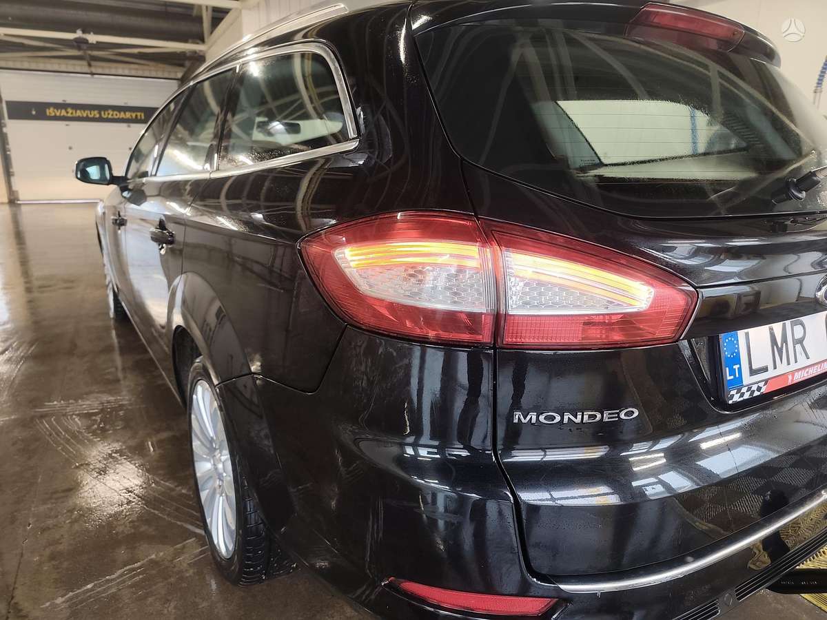 Ford Mondeo 2011 — photo 13