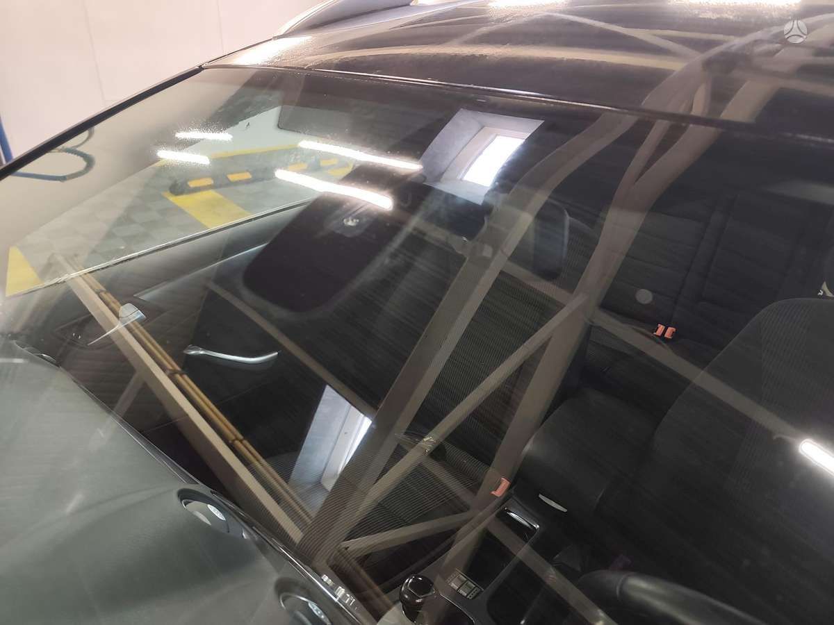 Ford Mondeo 2011 — photo 19