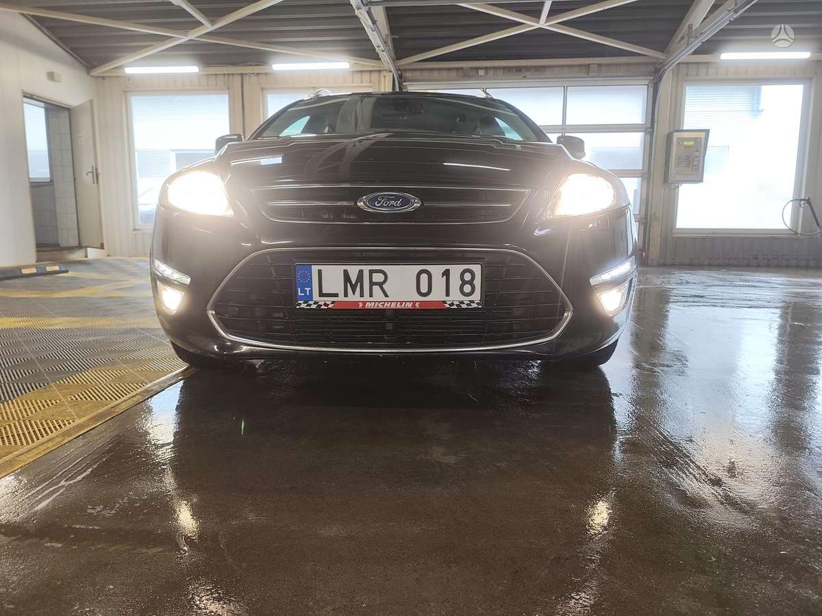 Ford Mondeo 2011 — photo 20