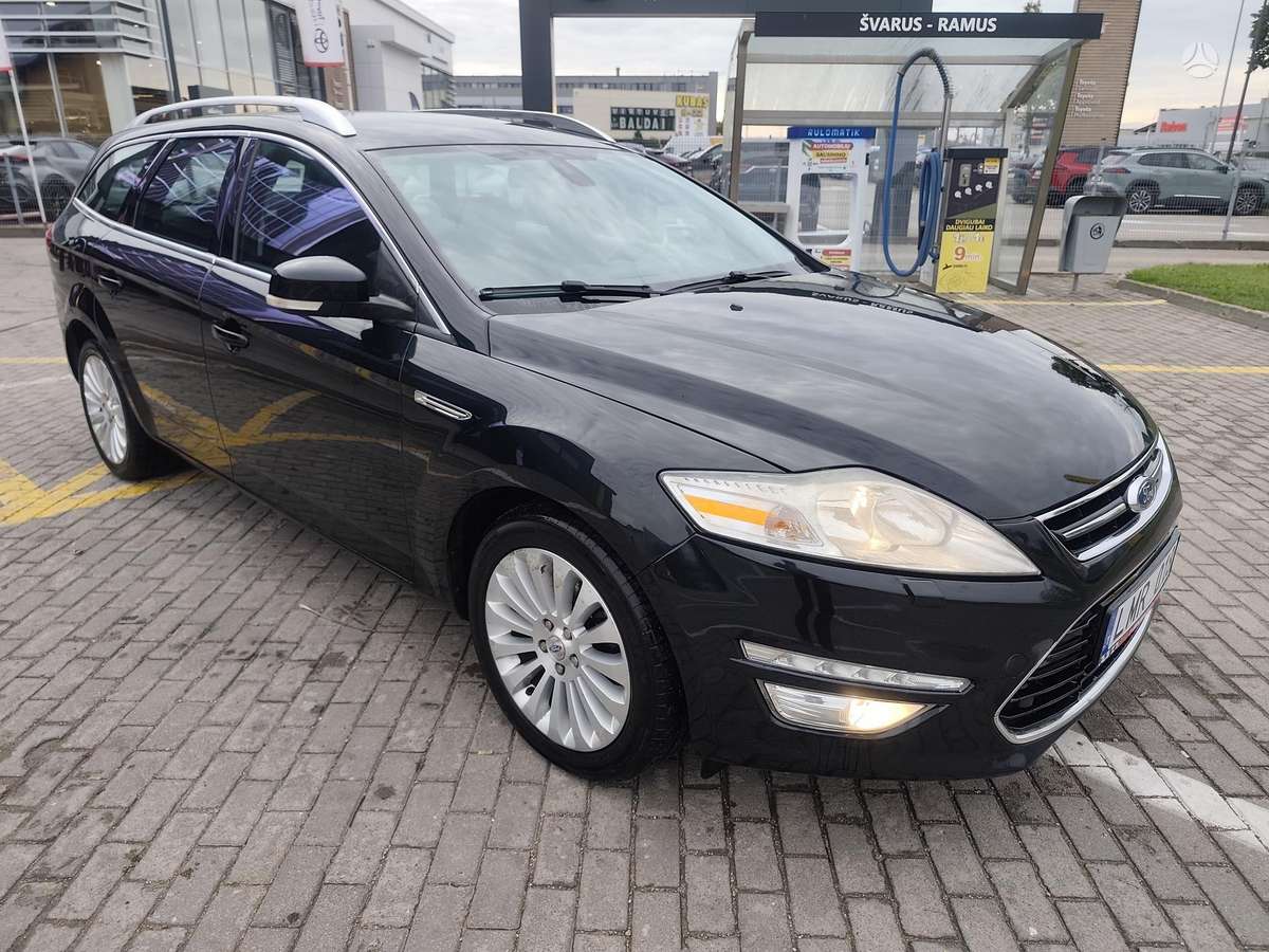 Ford Mondeo 2011 — photo 22