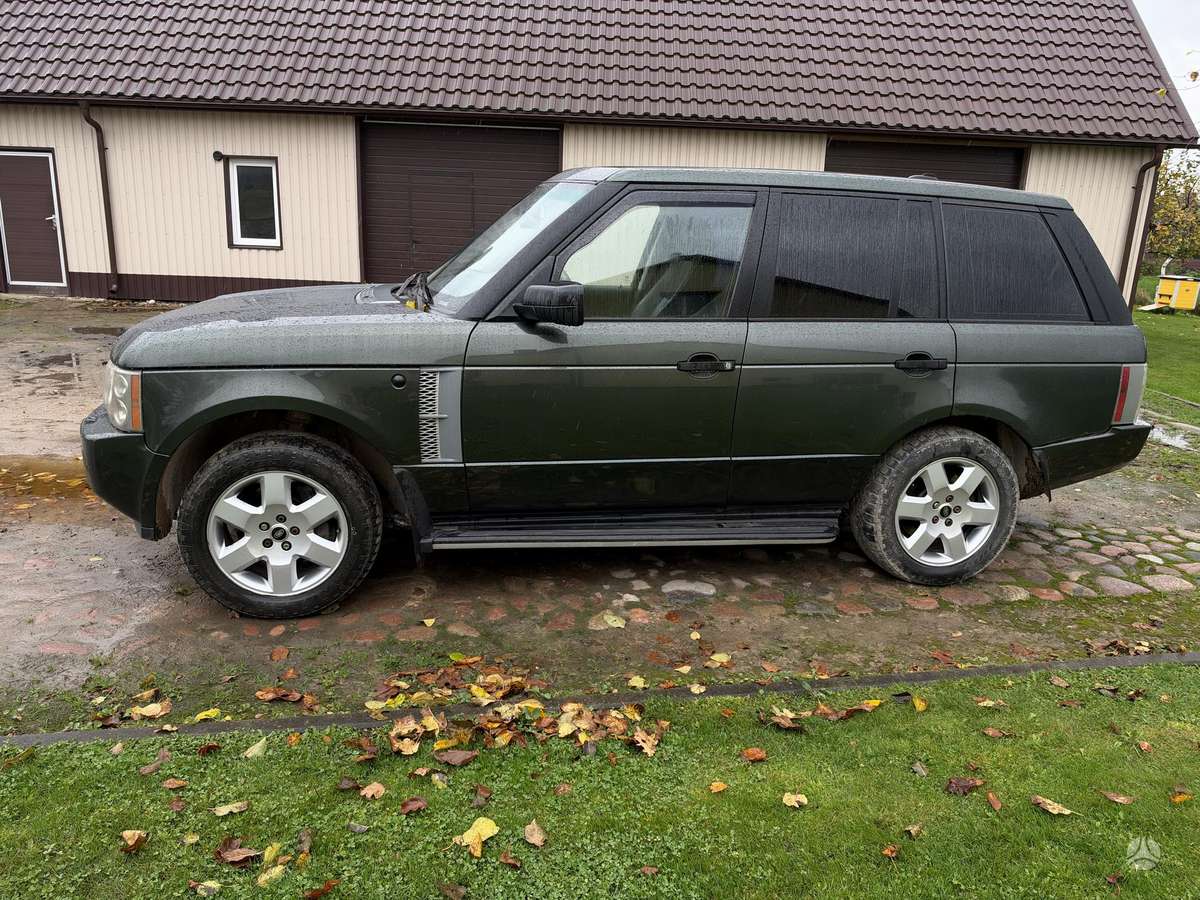 Land Rover 2008 — салон