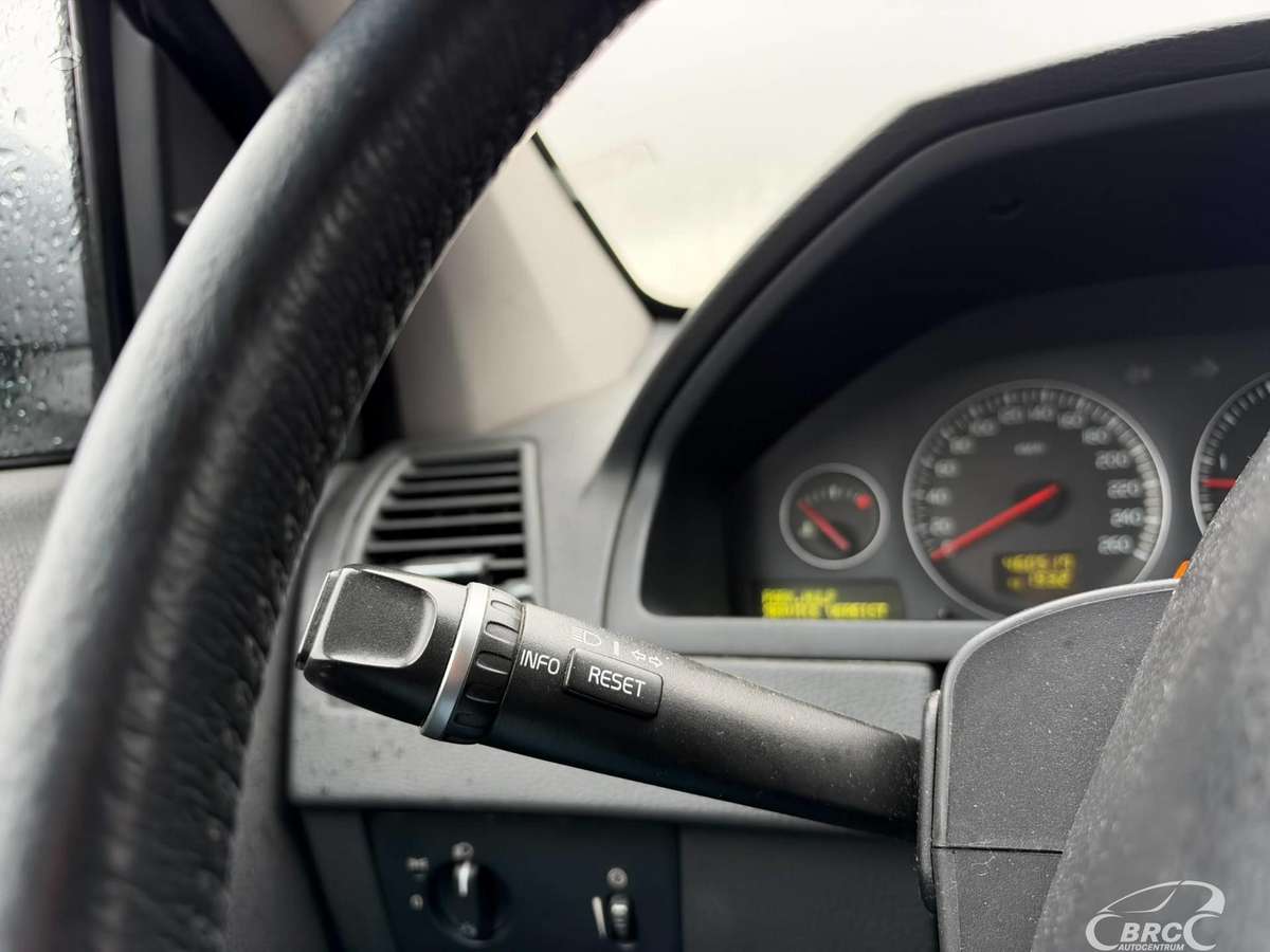 Volvo XC90 2007 — photo 16
