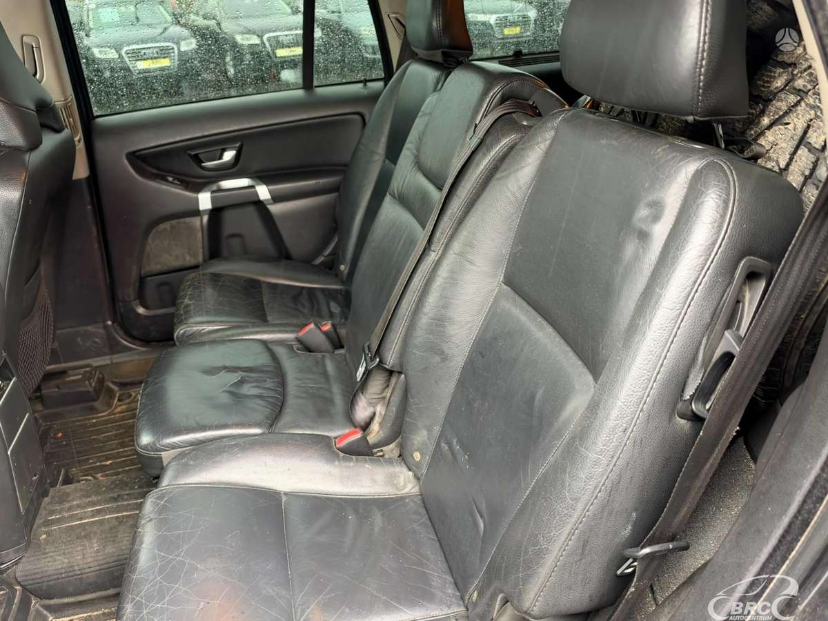 Volvo XC90 2007 — photo 28