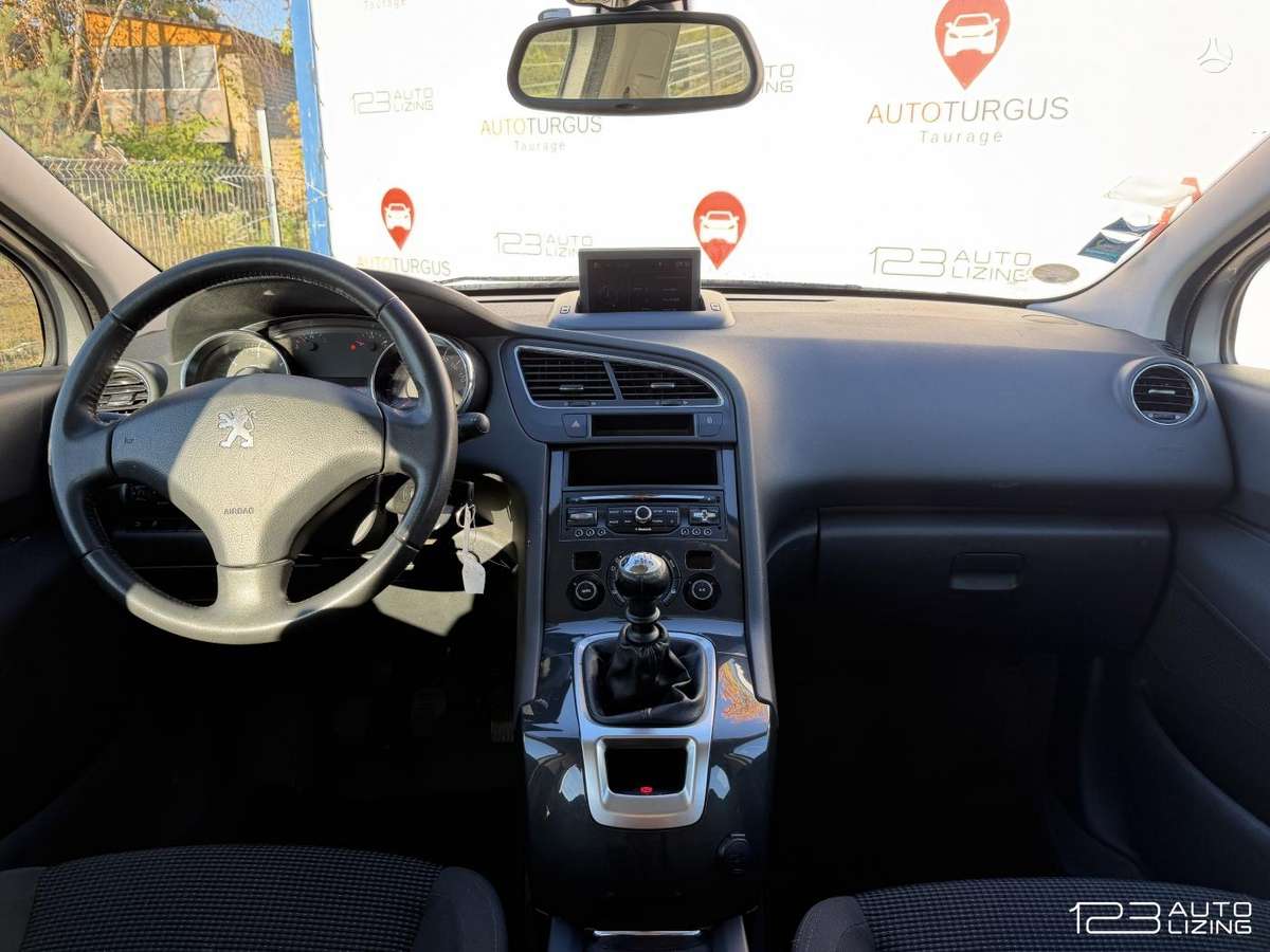Peugeot 5008 2013 — фото 12