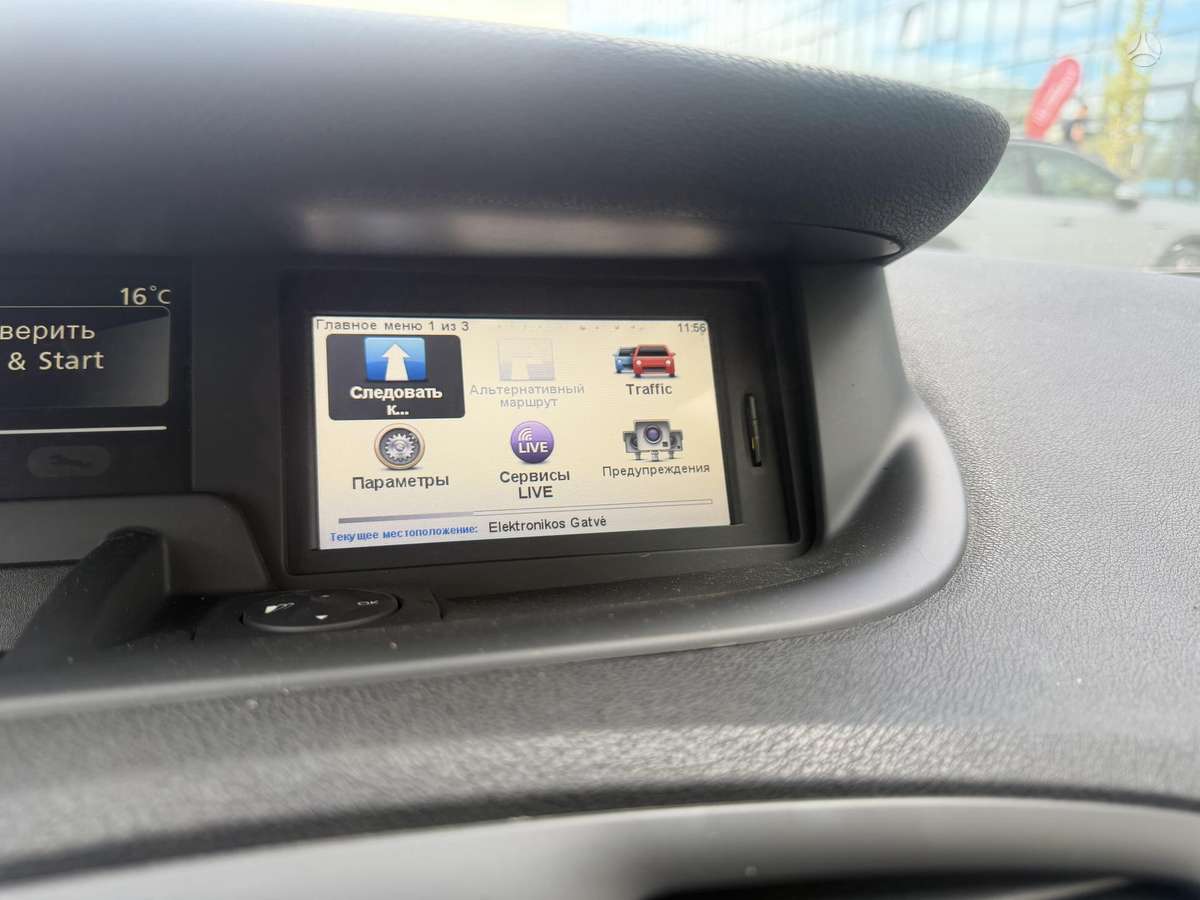 Renault Scenic 2015 — photo 22