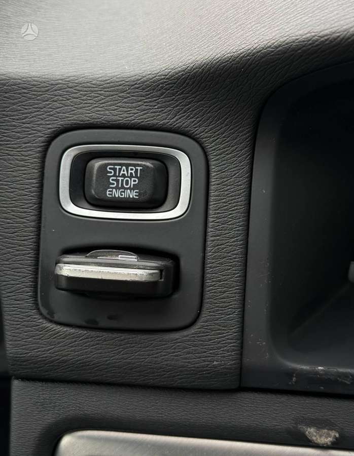 Volvo V70 2013 — photo 20