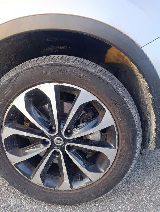 Nissan Qashqai+2 2013 — вигляд ззаду