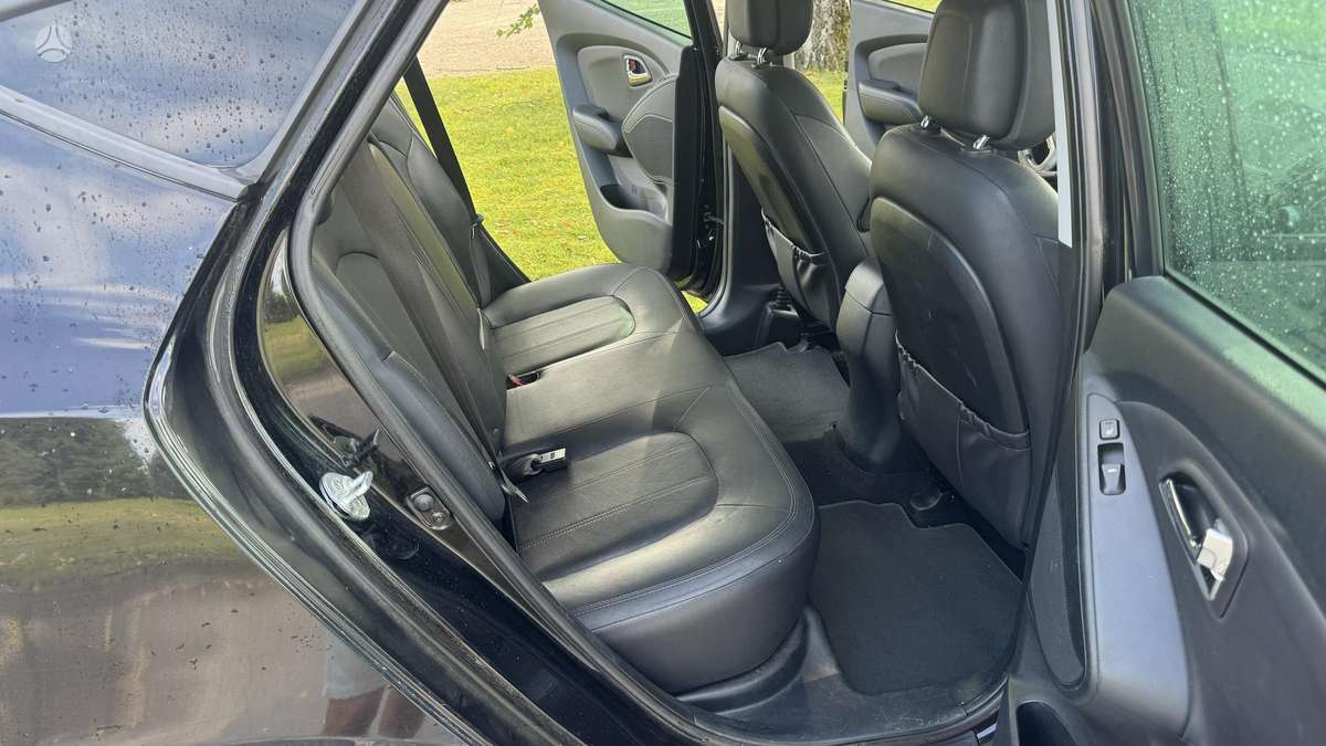Hyundai ix35 2013 — photo 11