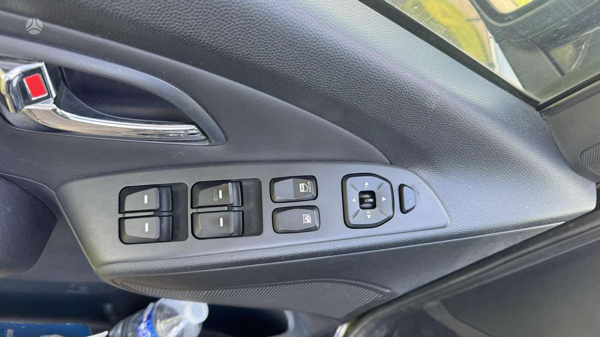 Hyundai ix35 2013 — photo 15