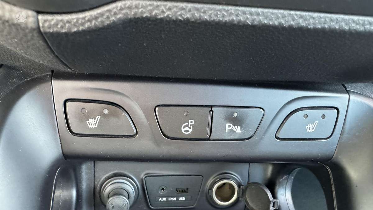 Hyundai ix35 2013 — photo 17