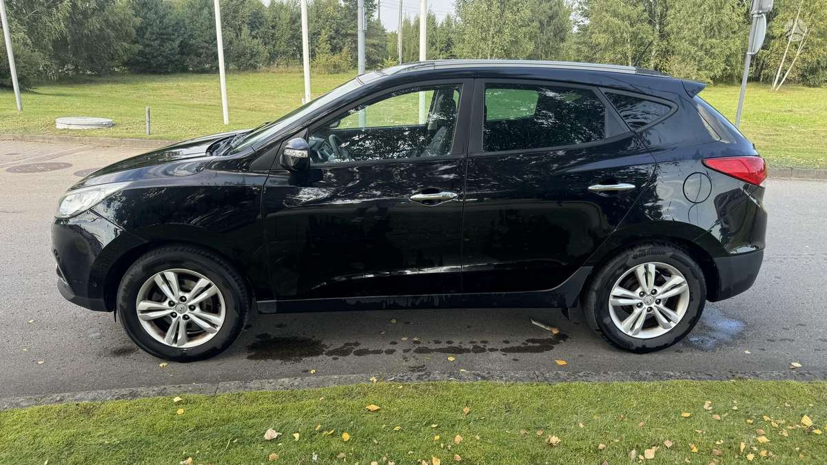 Hyundai ix35 2013 — engine 1685 cm³, 116 HP (85kW)