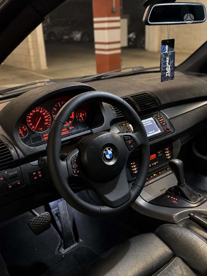 BMW X5 2004 — фото 20