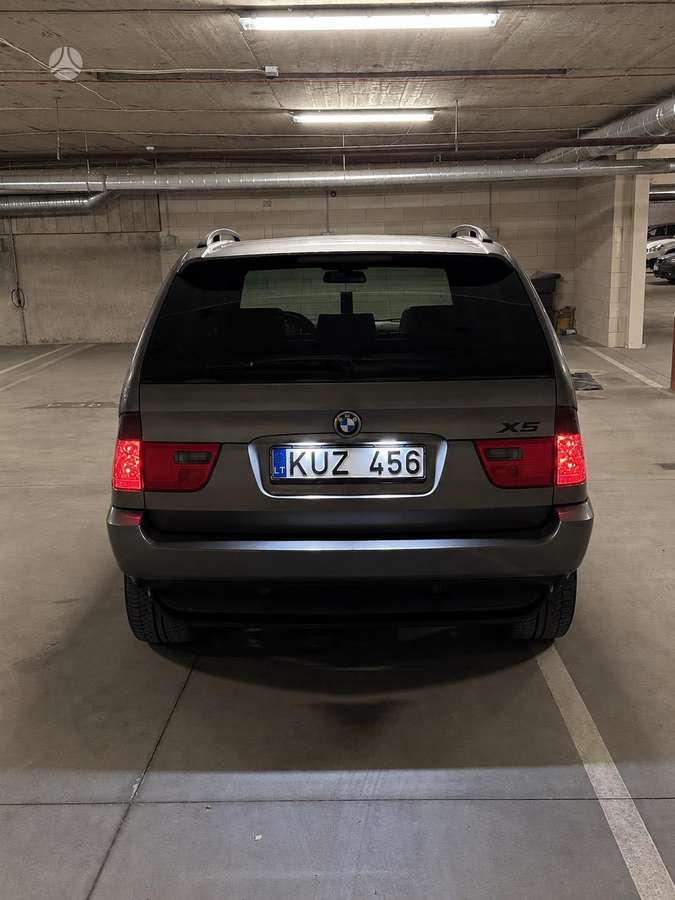 BMW X5 2004 — двигун 2993 cm³, 218 HP (160kW)