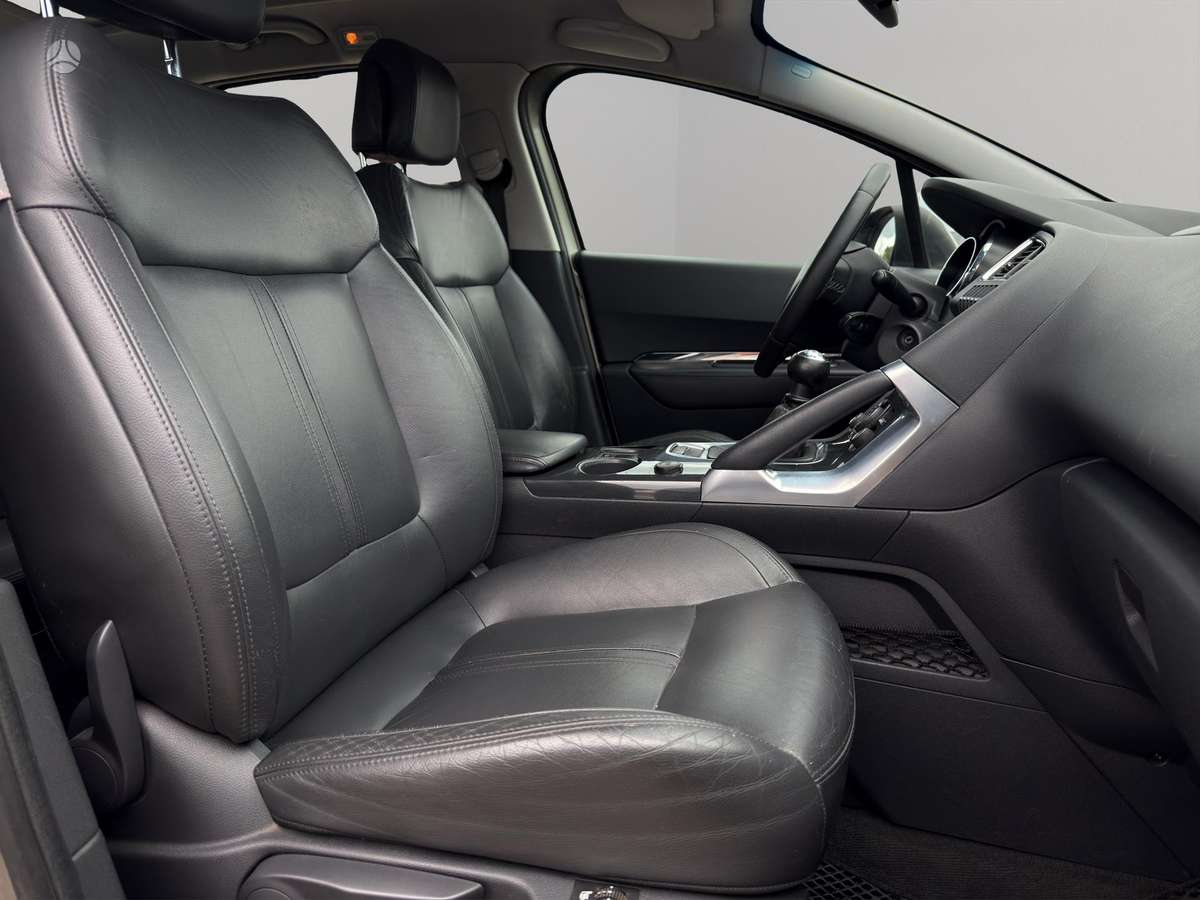 Peugeot 3008 2009 — photo 8