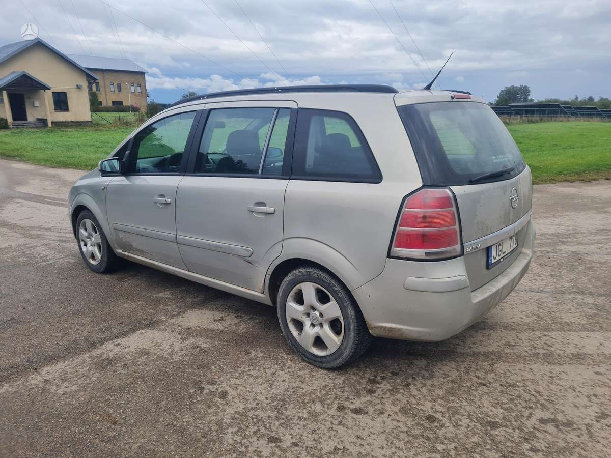 Opel Zafira 2007 — двигун 1910 cm³