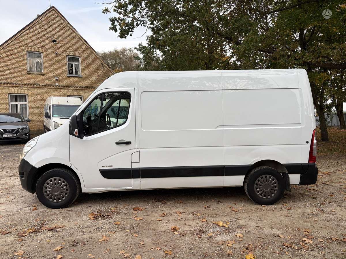 Renault Master 2015 — engine 2300 cm³, 125 HP (92kW)