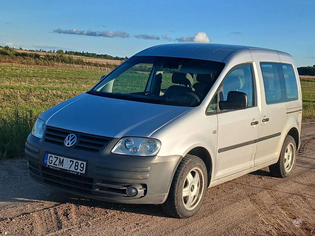 Volkswagen Caddy 2005 — rear view