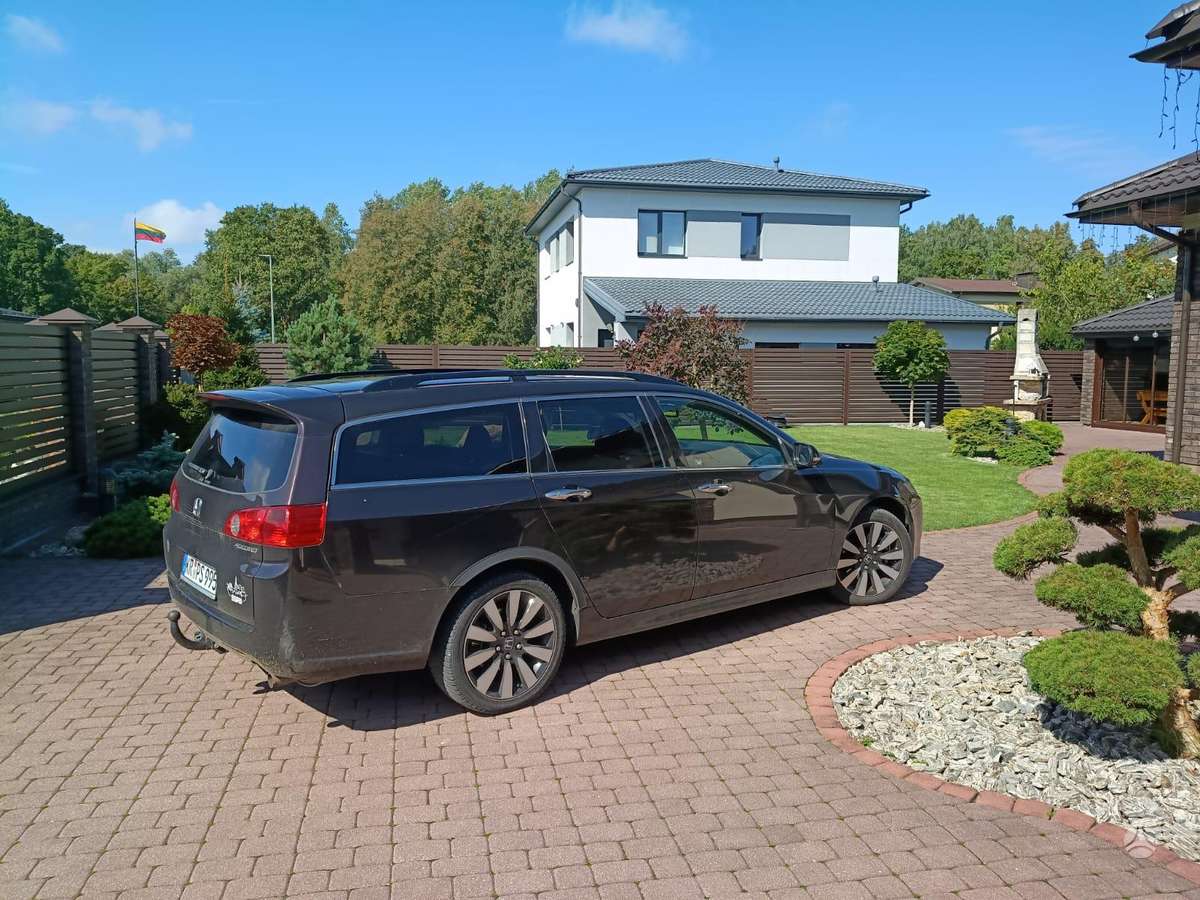 Honda Accord 2007 — rear view