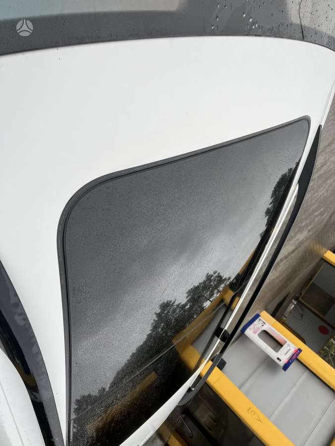 Volkswagen Passat 2011 — photo 11